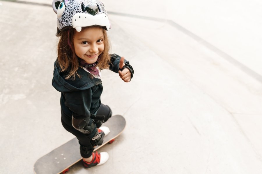 parenting, skateboarding, daughter, dad