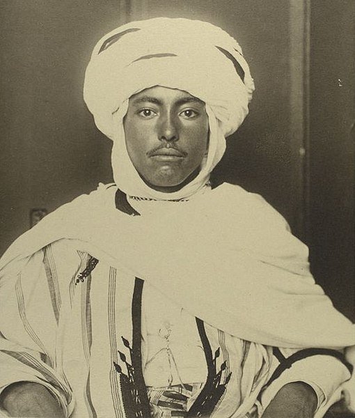 old photos, black and white photos, algerian immigrant, turban, 