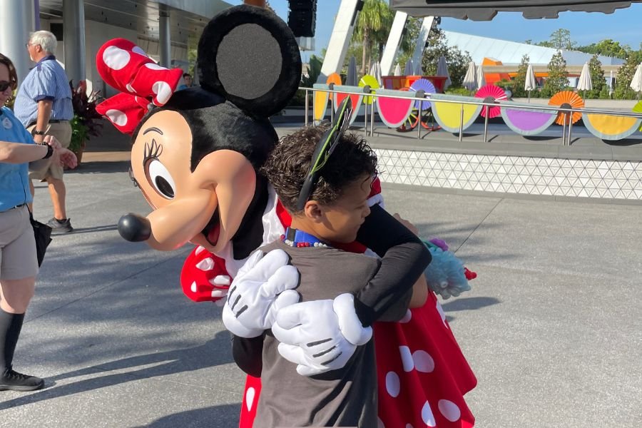 5 tips for saving your sanity for family's first Disney trip