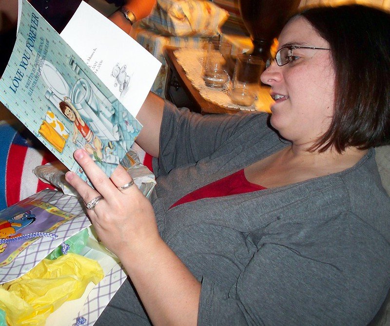 books, reading, childrens books, love you forever, crying, emotional, love, family, parenting, kids, robert munschAnec