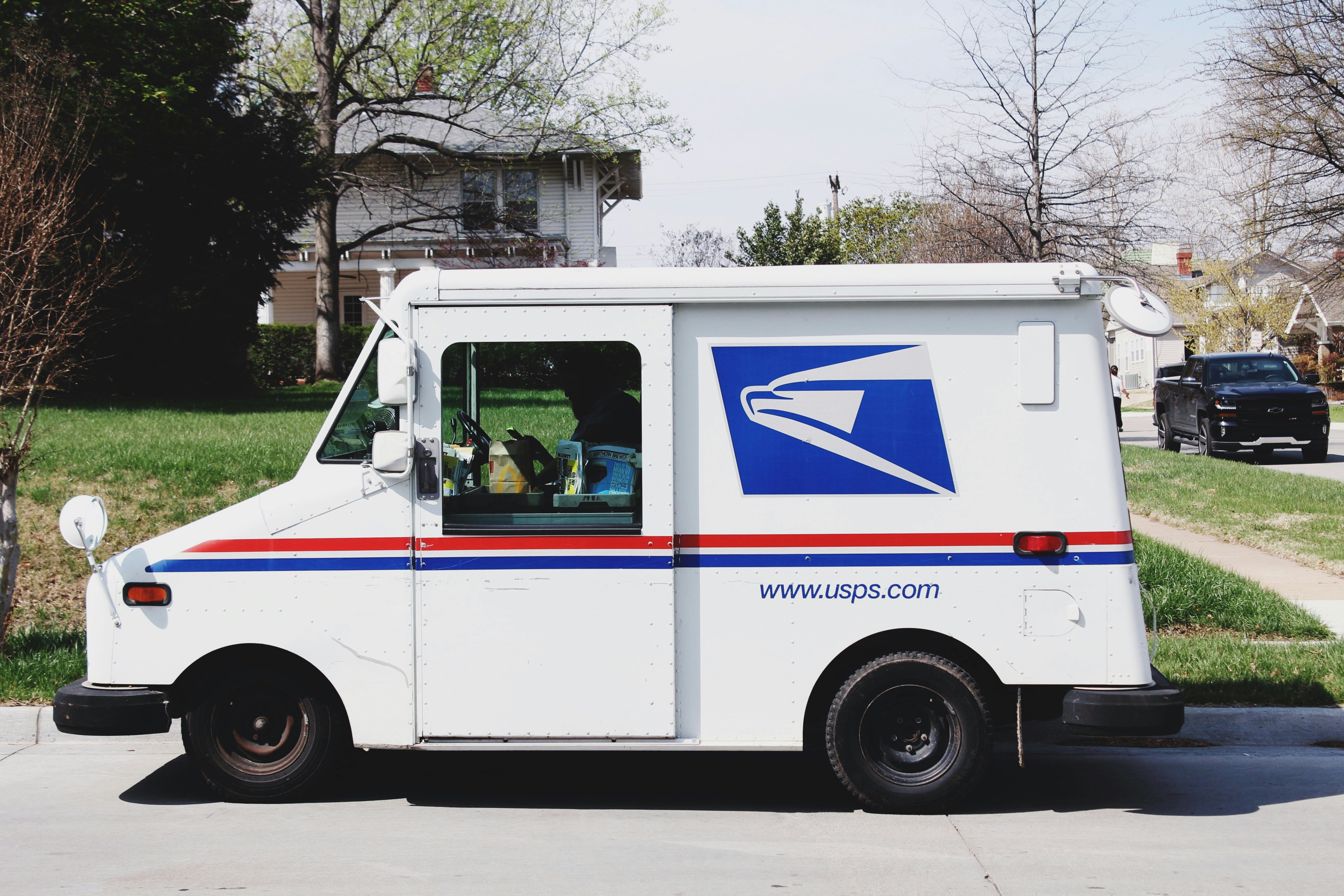 mailman paycheck, mail carriers pay, job market, job hunting, mailman shares check, pay transparency, jobs, economy