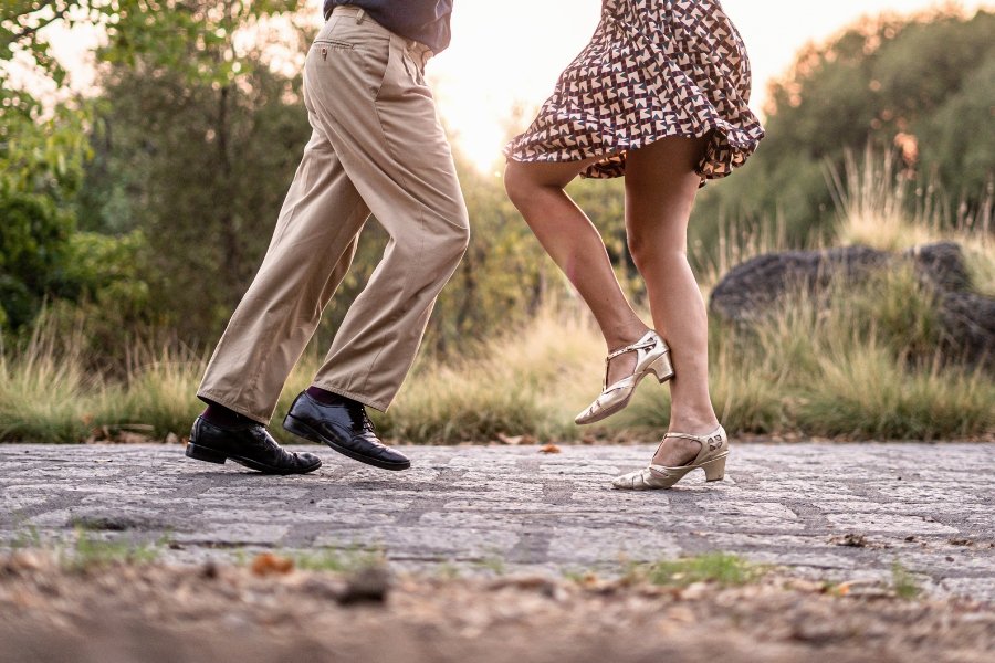 swing music, swing dancing 90s music, 90s trends, gen x youth