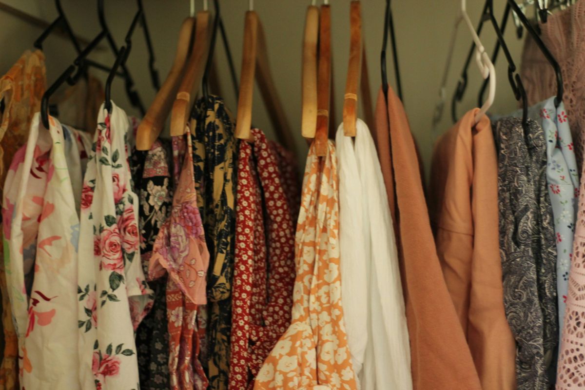 declutter, closet, clothes, sustainability