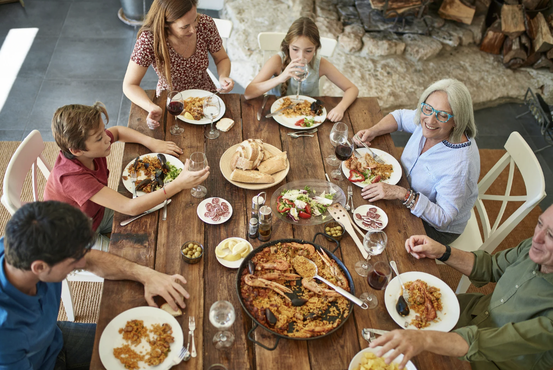 ask reddit, travel, non-americans, americans, culture, comparing cultures, japan, finland, germany, canada, spain