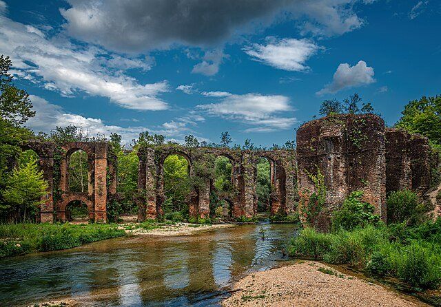 roman aqueducts, roman empire, engineering, technology, innovation