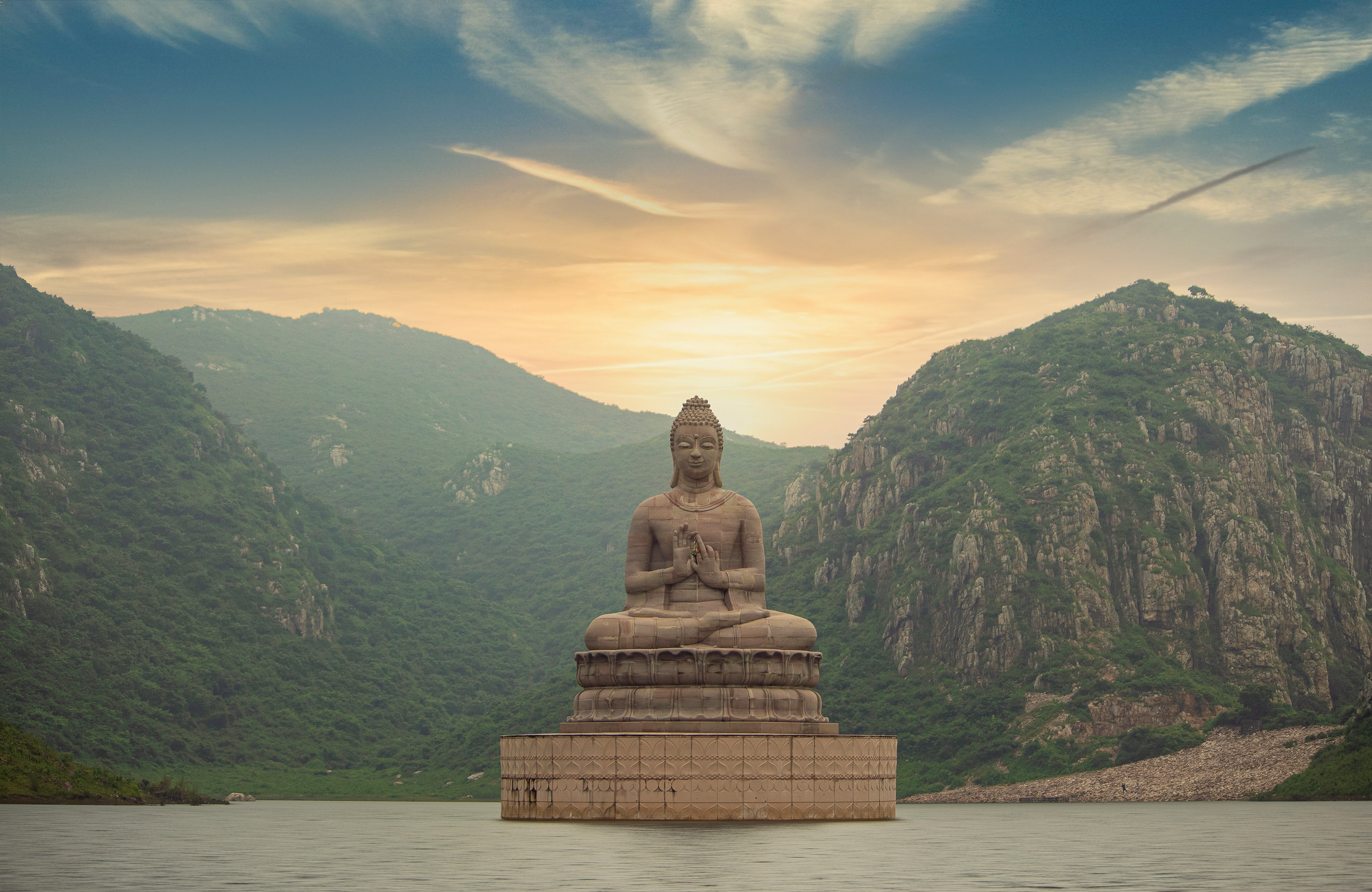 Buddha, Buddha statue, Plum Village, Engaged Buddhism, Thu00edch Nhu1ea5t Hu1ea1nh