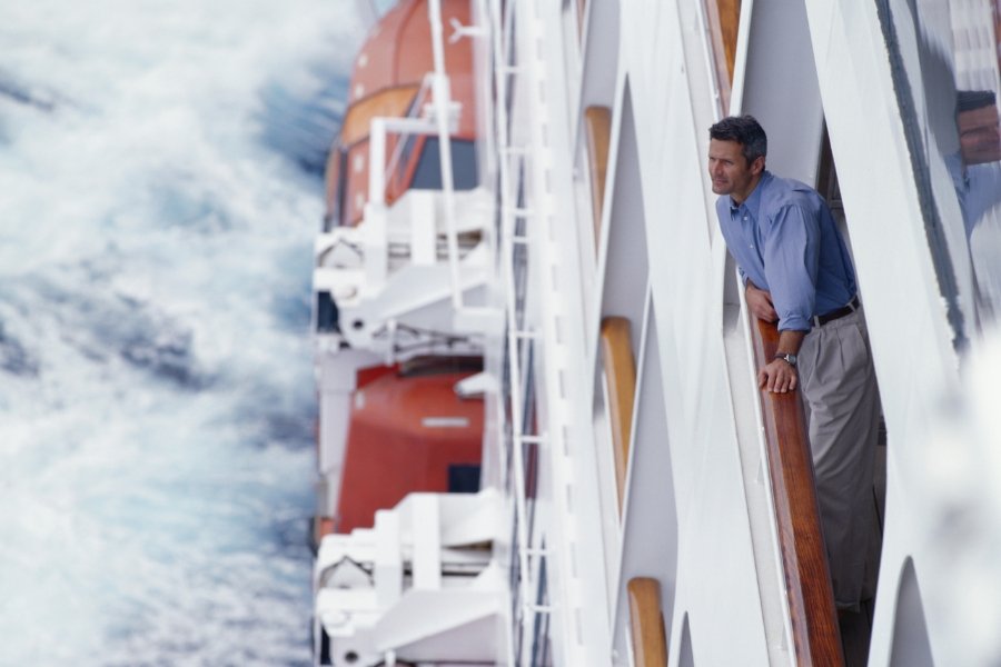 man on a cruise ship, cruise ship apartment, living on a cruise ship, full-time cruise