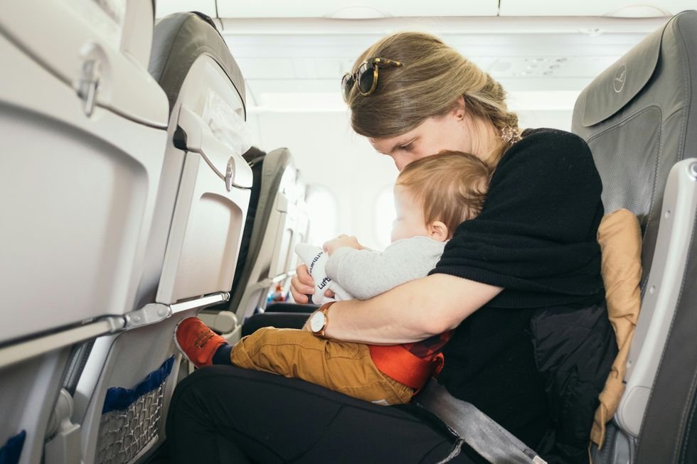 Delta, Delta airlines, children on flights, separated children, Reddit