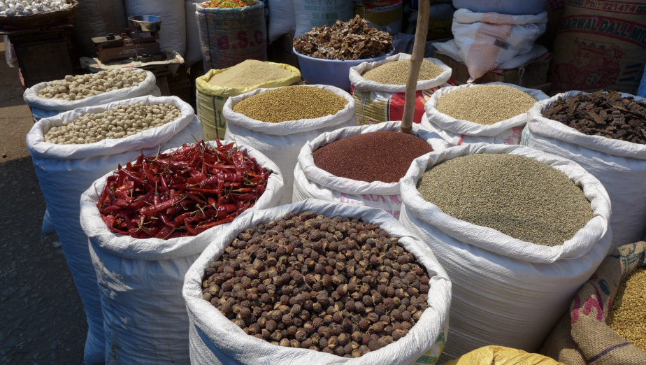 frugal, frugal life, frugal tips saving money, money, economy, inflation, cheap meals, living frugally