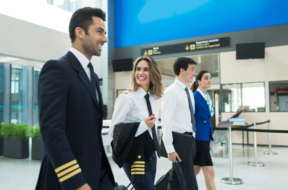 worker pay, economy, paid time off, airlines, air safety