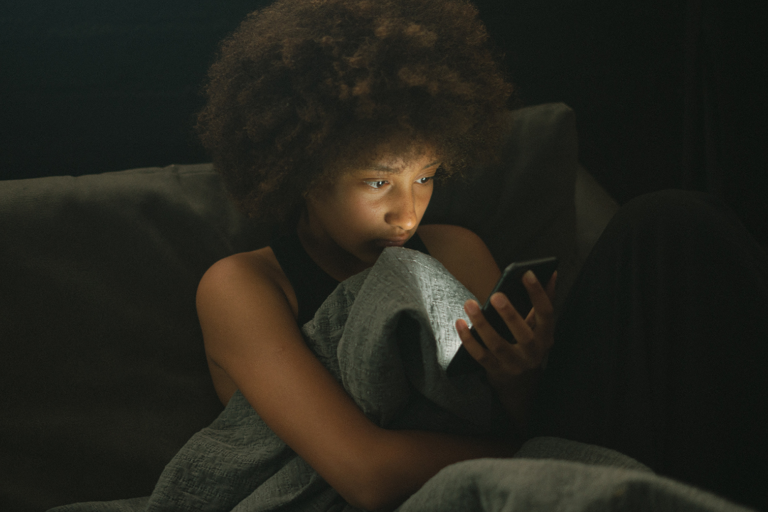 woman, phone, worried, evening, routines