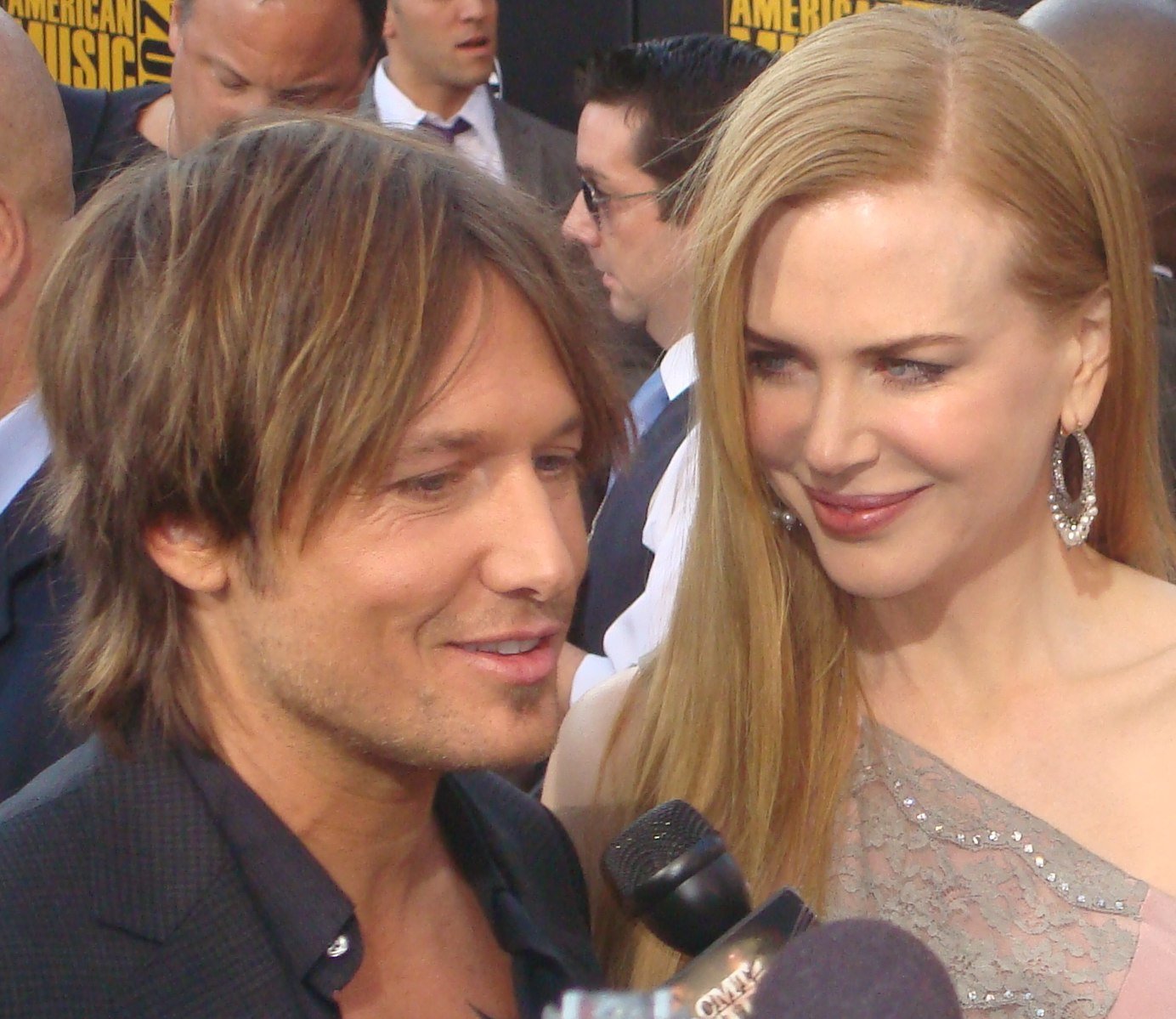 Nicole Kidman fesses up to the unorthodox phone rule she has with husband Keith Urban