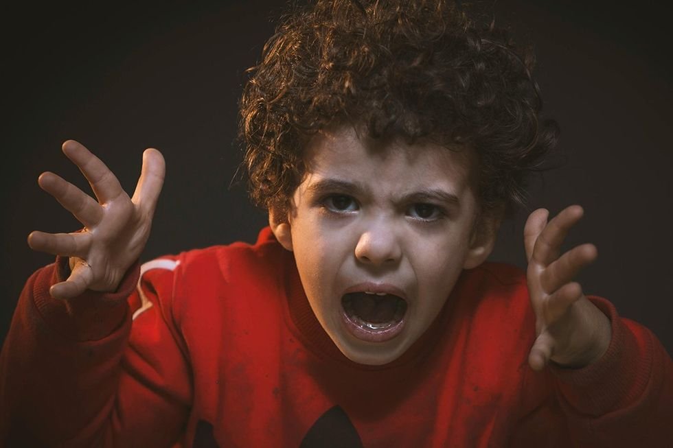 child, meltdown, plane, plane ride, boundaries, tantrum