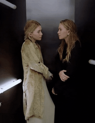 olsen twins, duckface, olsen twin gif, olsen twins duckface, duckface pose