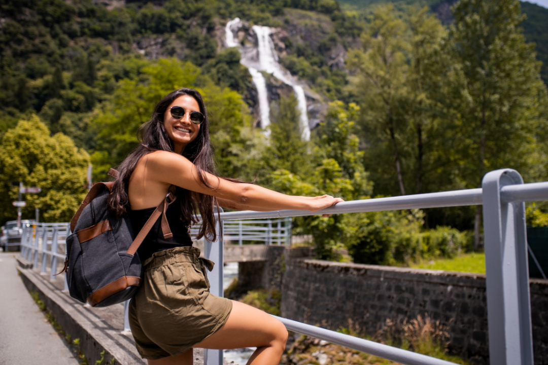 woman, smiling, vacation, time off, happy