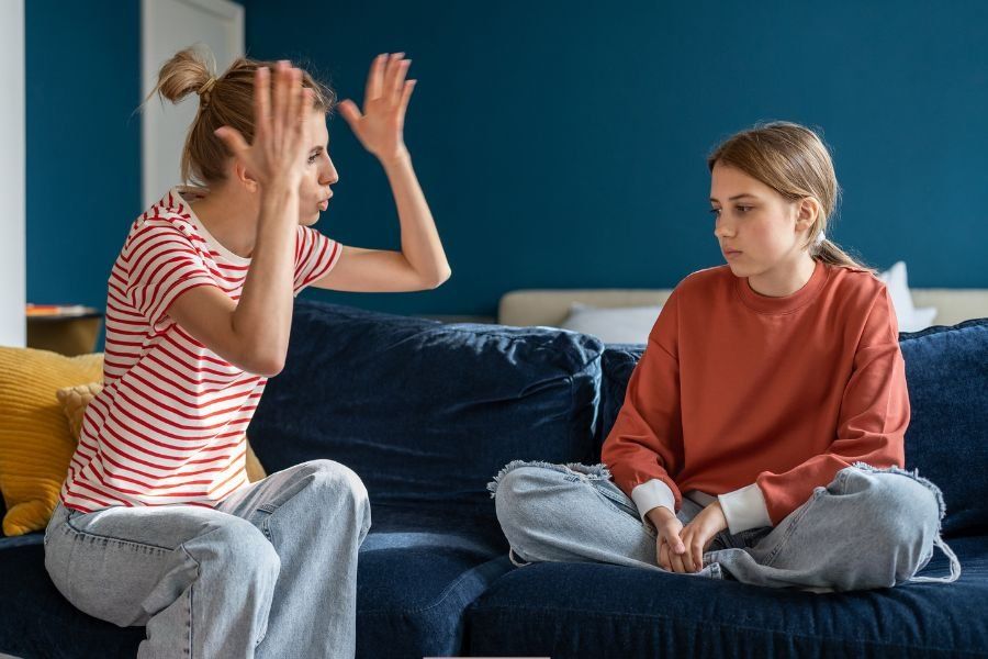 communication; talking with teens; teens; teenagers; communicating with teens