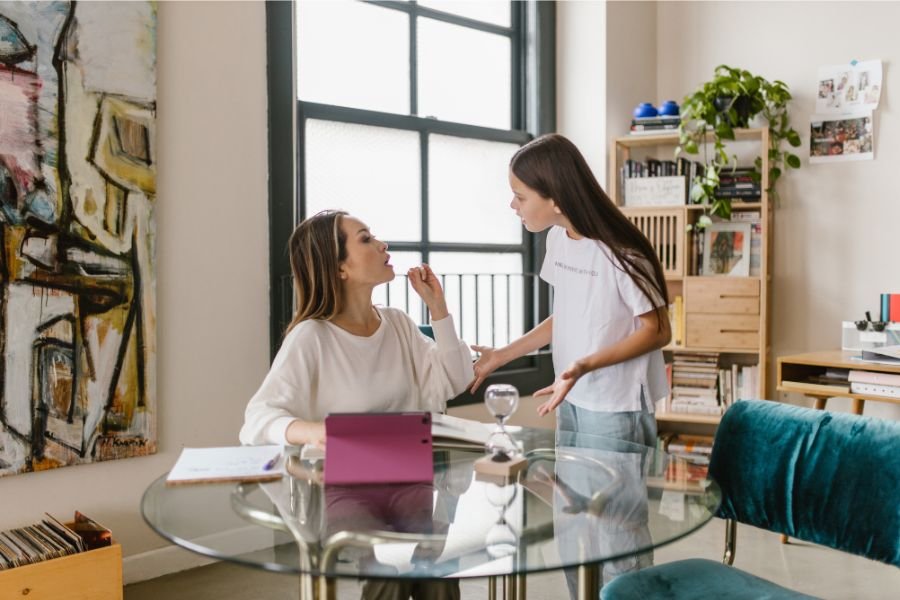 communication; talking with teens; teens; teenagers; communicating with teens