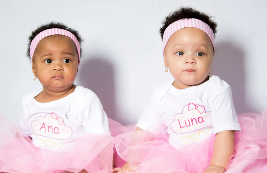 twins, twin names, best twin names, naming twins, twin girls, fun names,