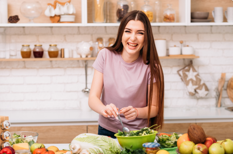 People who eat cheap and healthy share their favorite $5 meals that taste 'expensive'