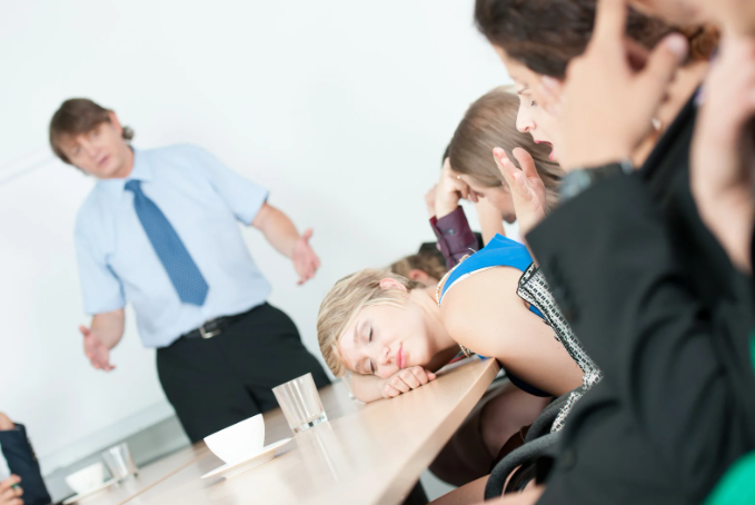 Communications expert shares how to confidently interrupt someone who won’t stop talking