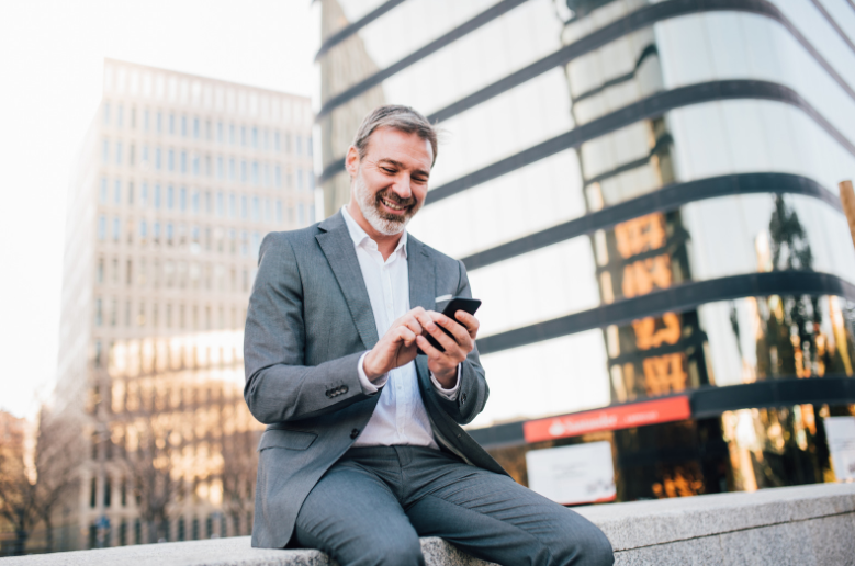 Man shares the tell-tale texting style that immediately identified him as classic Gen X