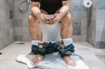 phone, toilet, hemorrhoids, smartphone, tiktok, social media, toilet health