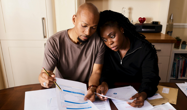 middle class, cash, savings, family finances, dollar bills, 