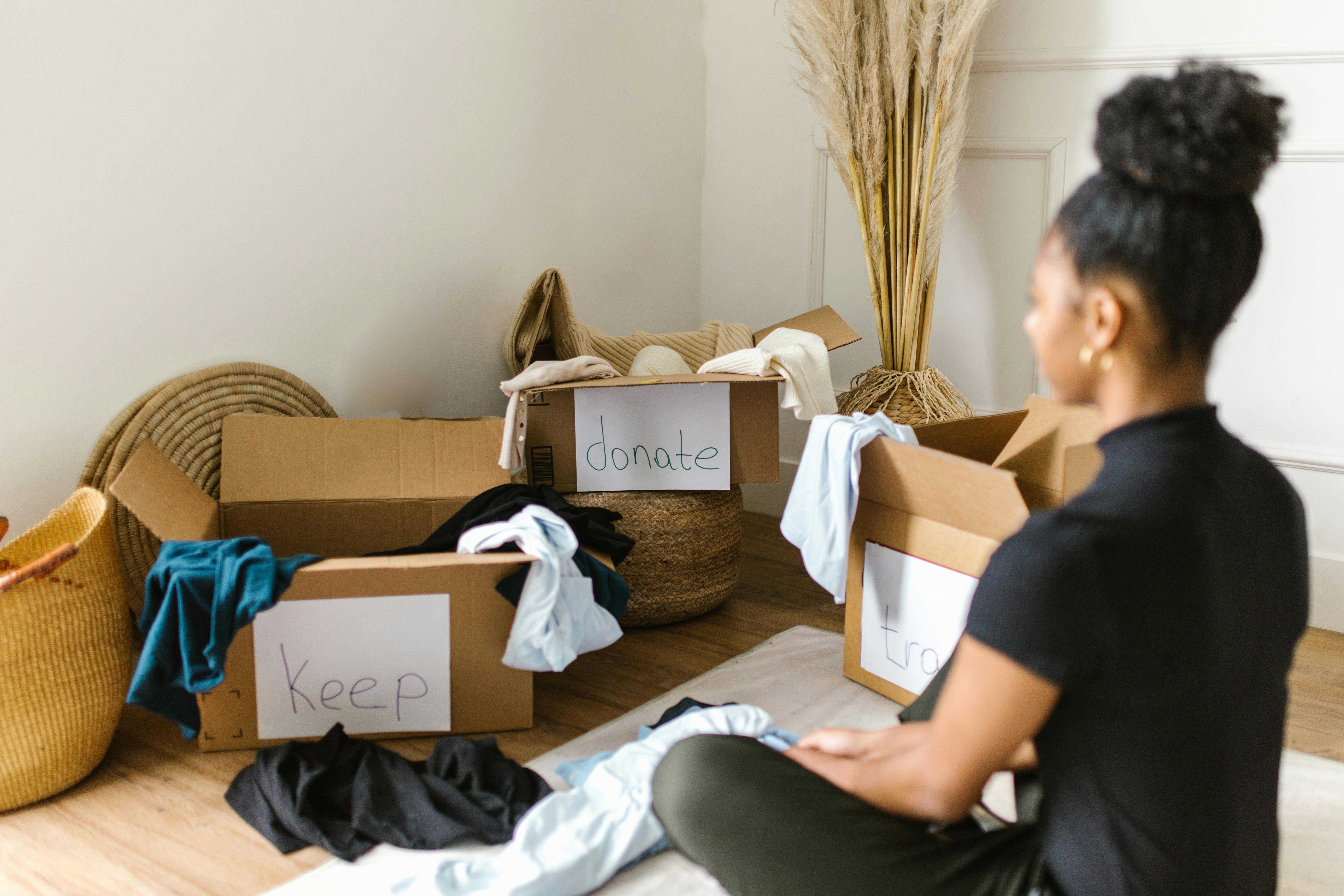 Trying to declutter your space? This online chat group can help.