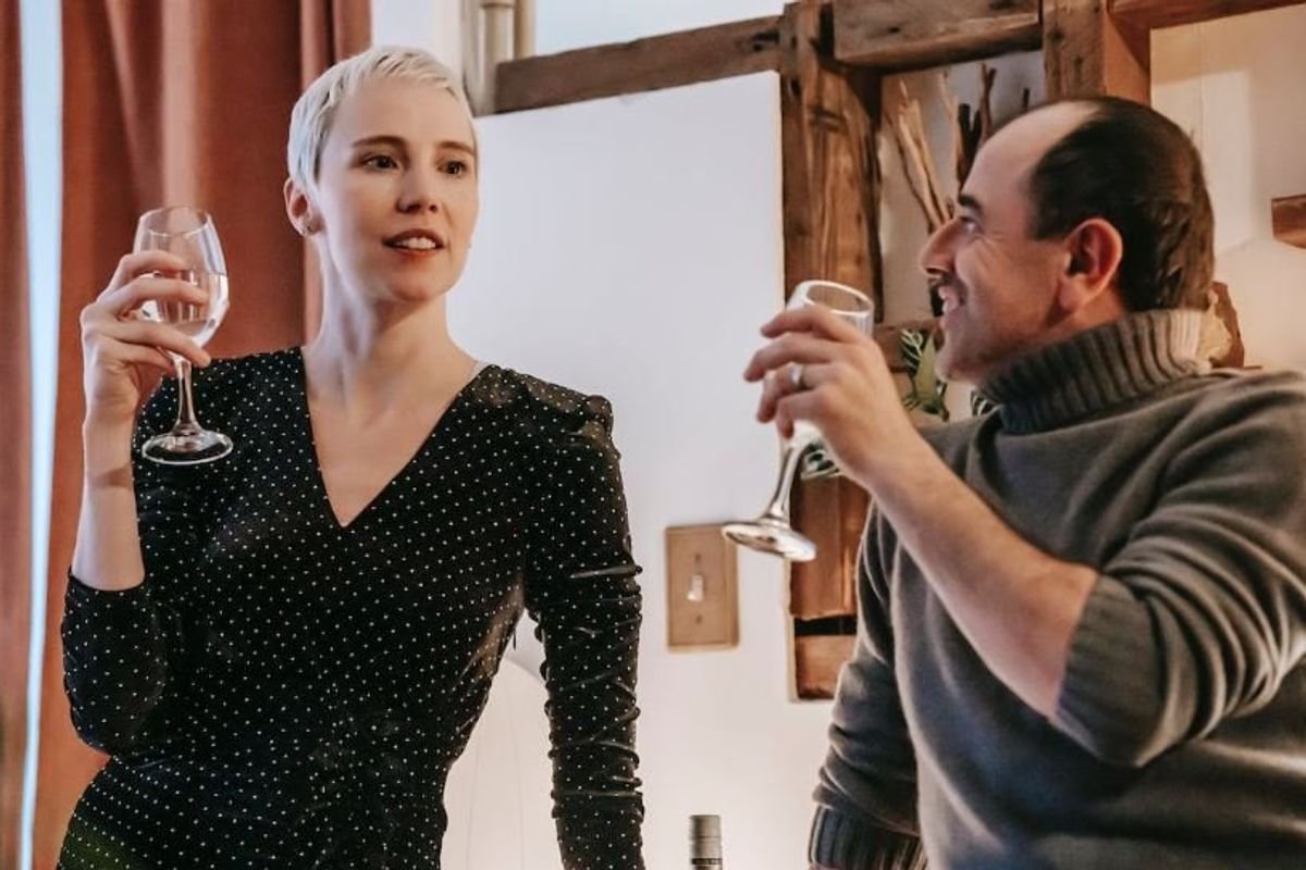 If you struggle with small talk, a simple acronym can make it a lot less painful