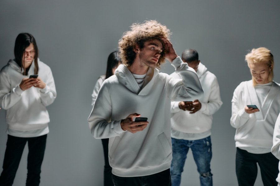 harvard, psychology, boredom, phone addiction, technology