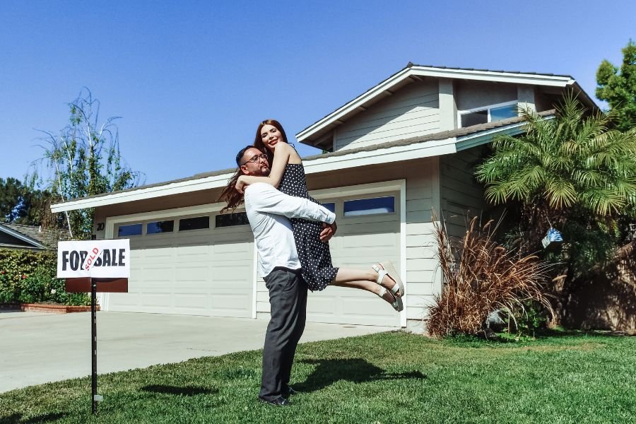 Gen Z; Boomers; Millennials; housing prices; housing markets; boomers buying power; Gen Z home buying