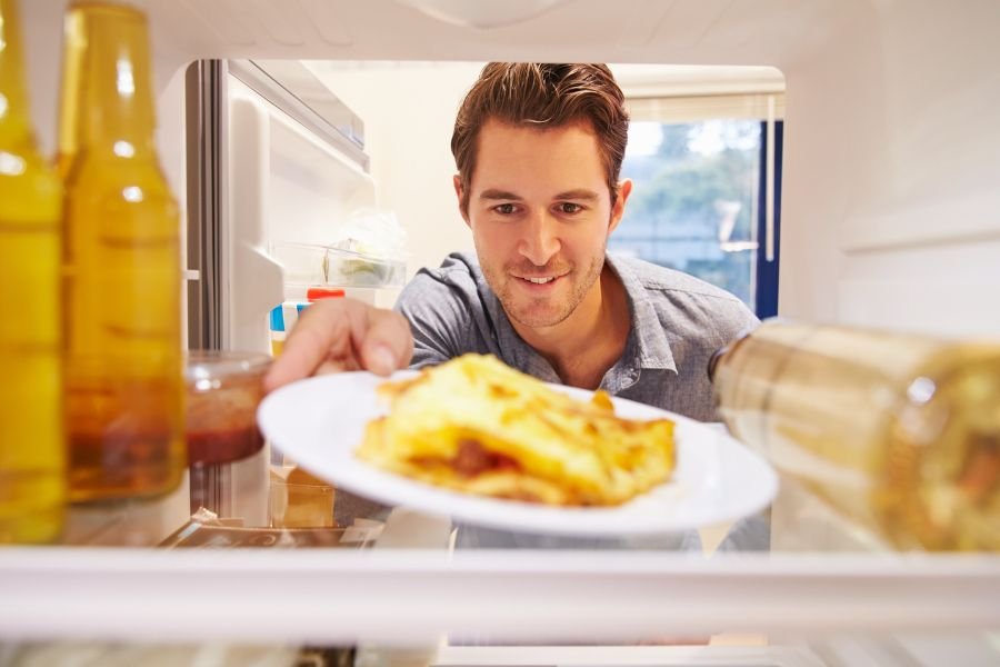 Roommate comes up with genius $5 solution to stop snack thief in his tracks