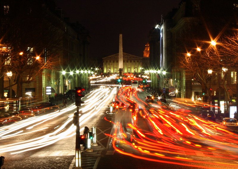 place de la concorde,  busy streets, pedestrians, roads, streets, traffic, walkable, ulrich wickert, safety, cities, cars