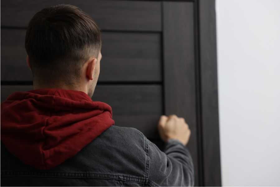 squatters; realtor; getting rid of squatters; real estate; reclaiming home squatters; squatters rights