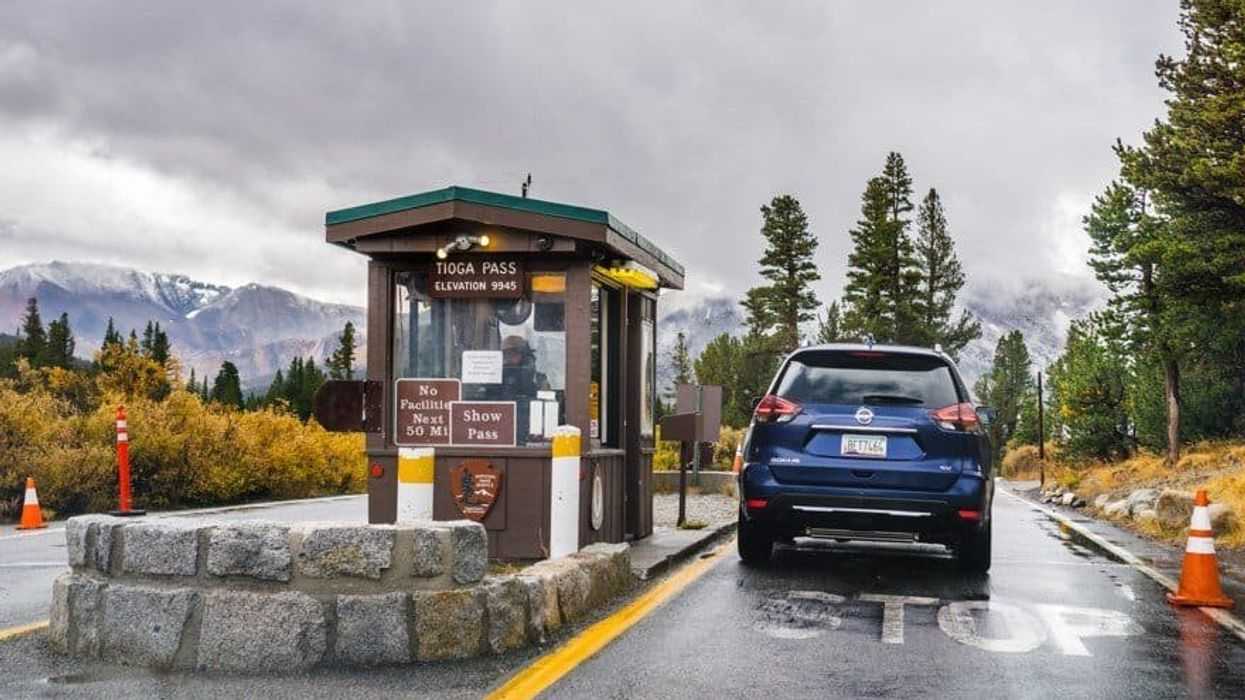 car, national park, economy, money, tourism