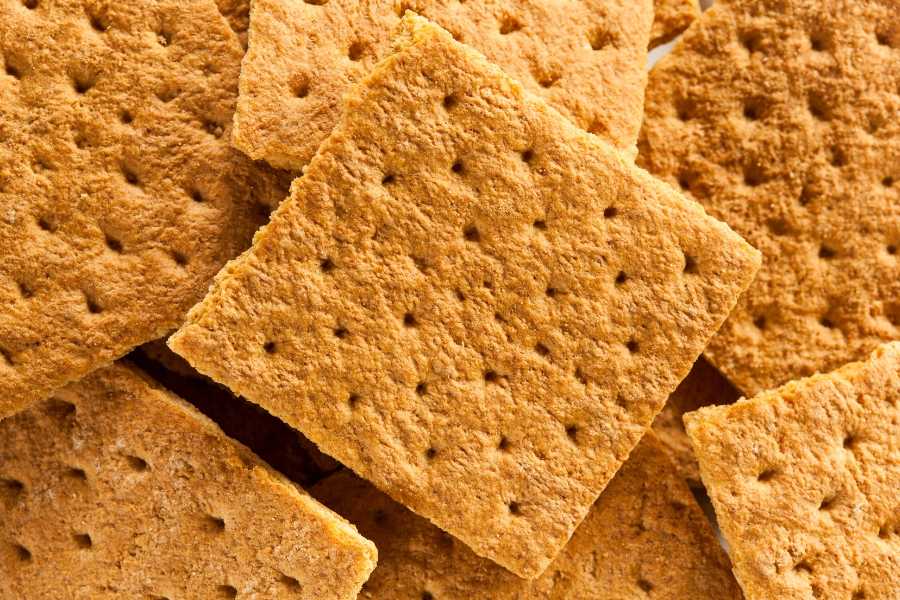 graham crackers, s'mores, American foods, crackers, snack foods