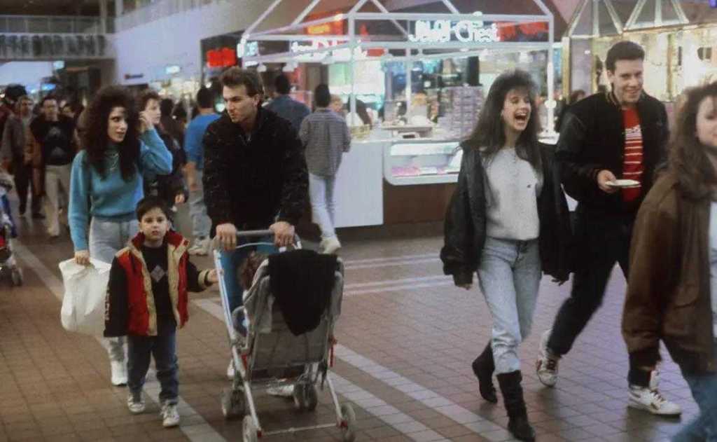 mall, 1980s mall, 1980s, 80s mall, mall stores, mall restaurants