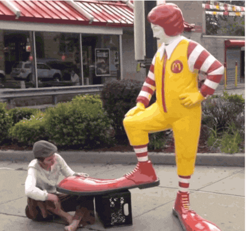McDonald's, employee bonus, bad boss, corporate culture, Reddit, viral story, worker appreciation, low wages, fast food, employee gift