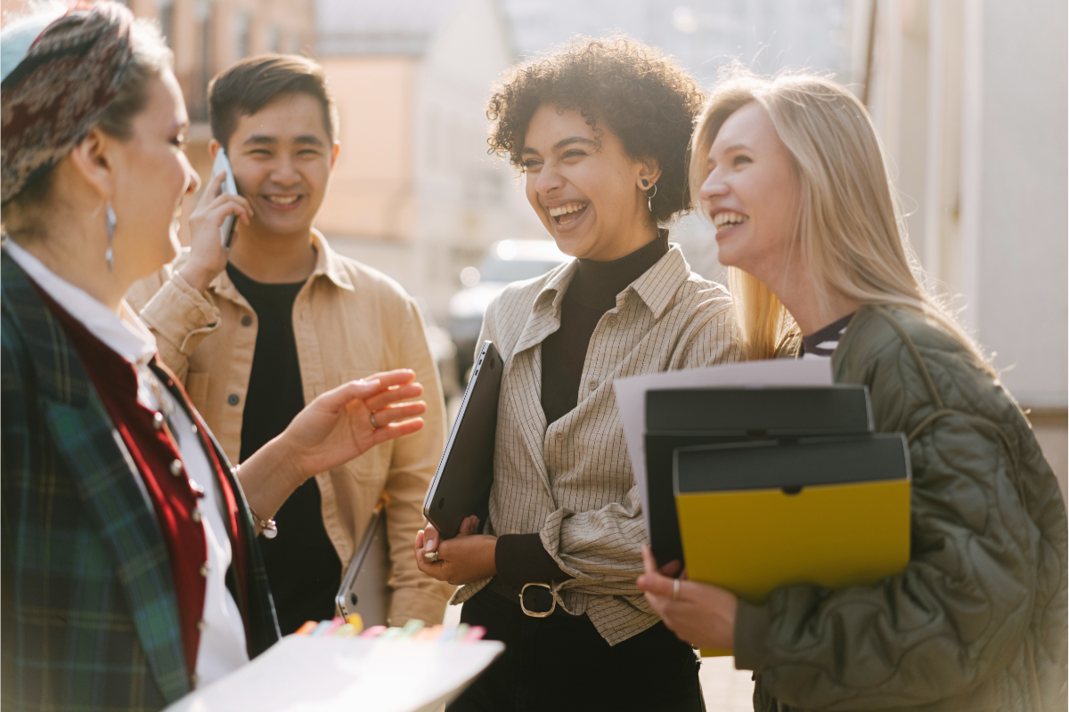 likeability, likeable, how to be more likeable, facial expressions, body language