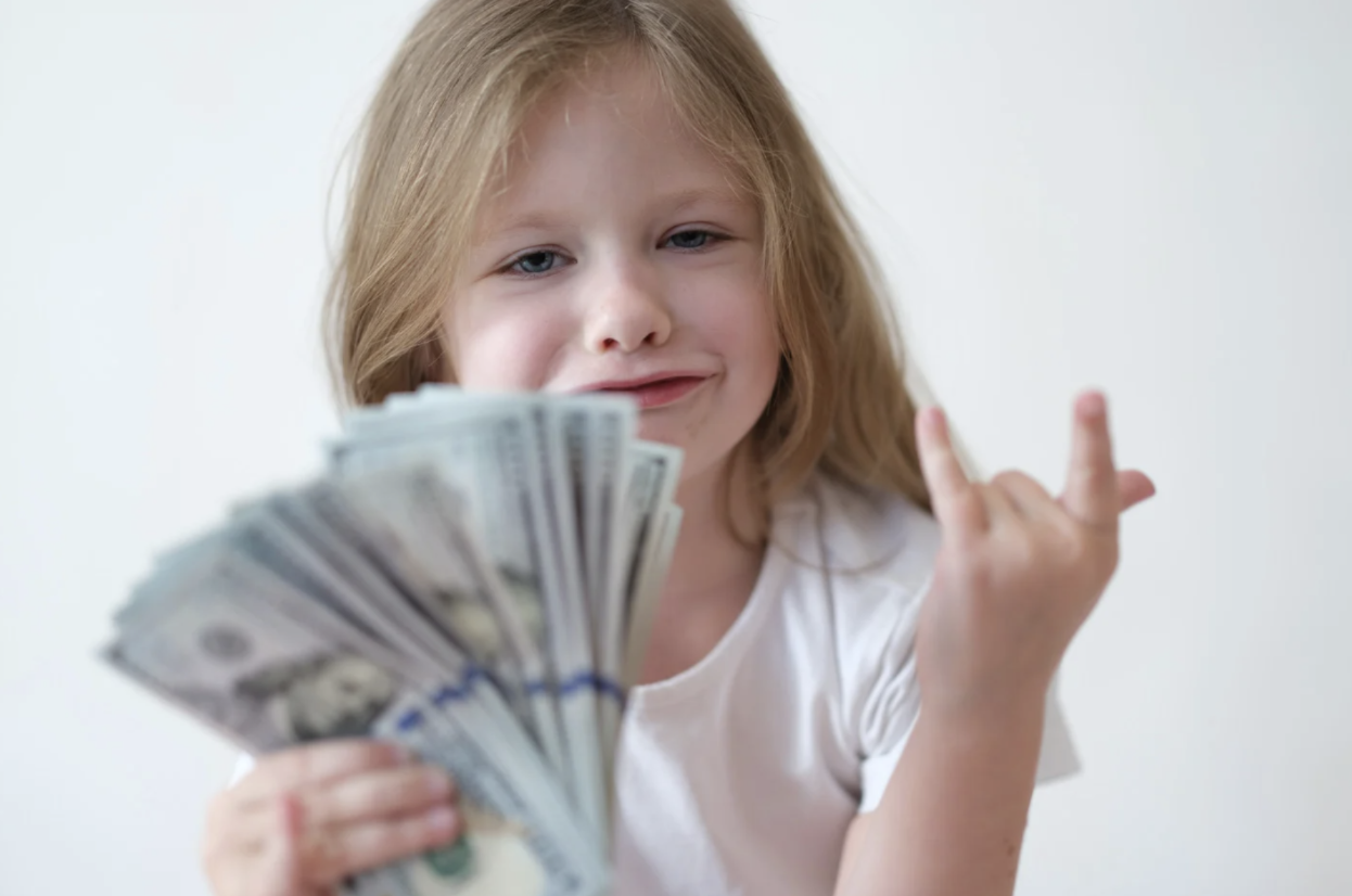 money literacy, parenting tip, family finances, family, parenting