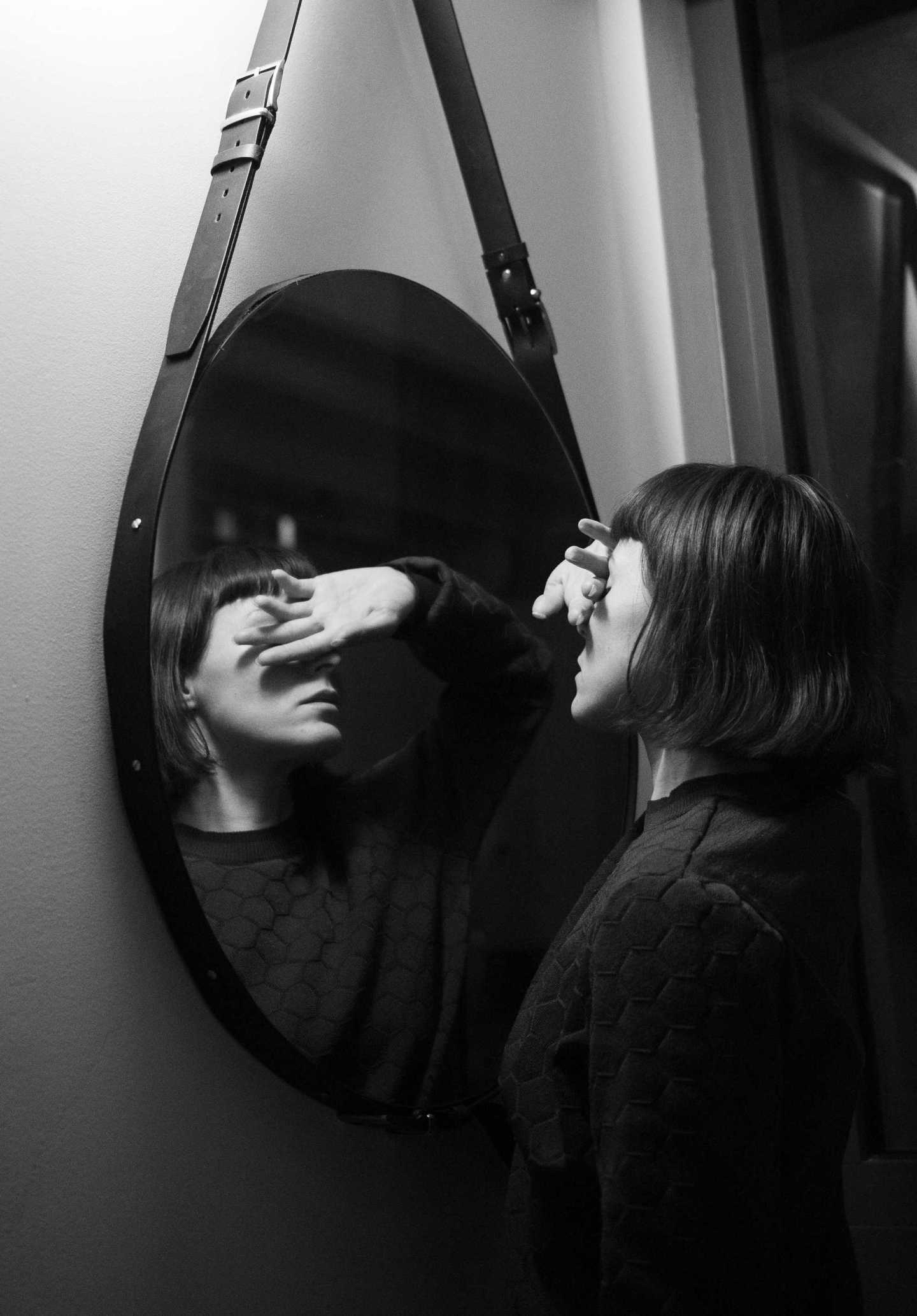 woman, mirror, accents, neurodiversity, people