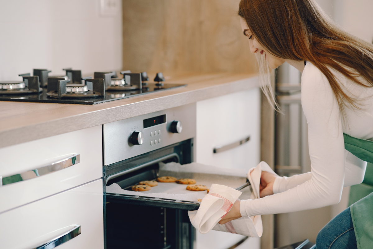 baking, 350 degrees, 350 degrees Fahrenheit, maillard reaction, baking chemistry