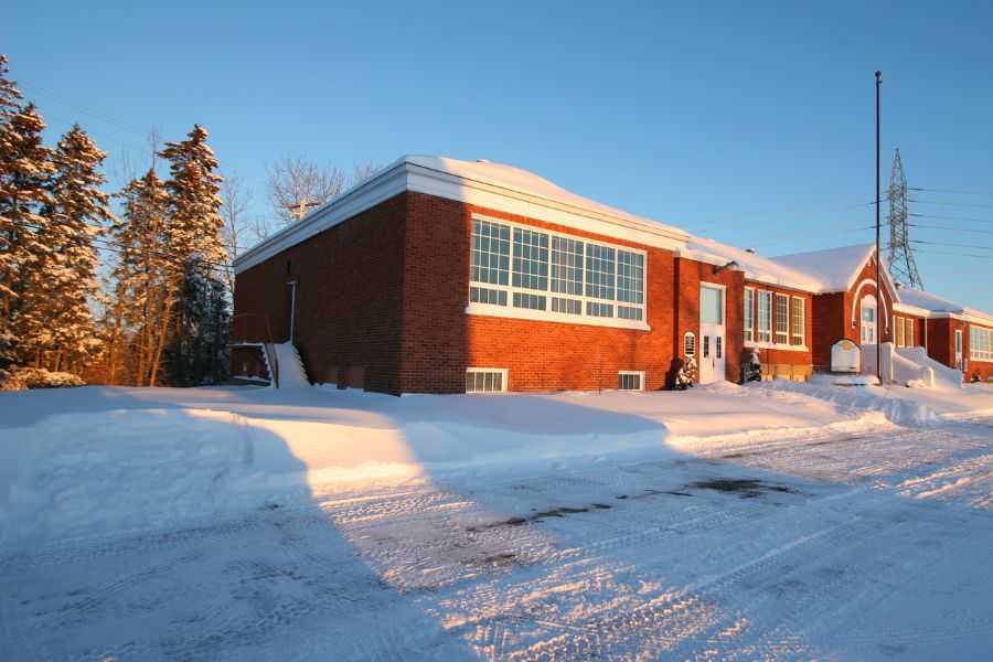 Detroit man; lost girl; Detroit; snow; school; walks child to school; CPS