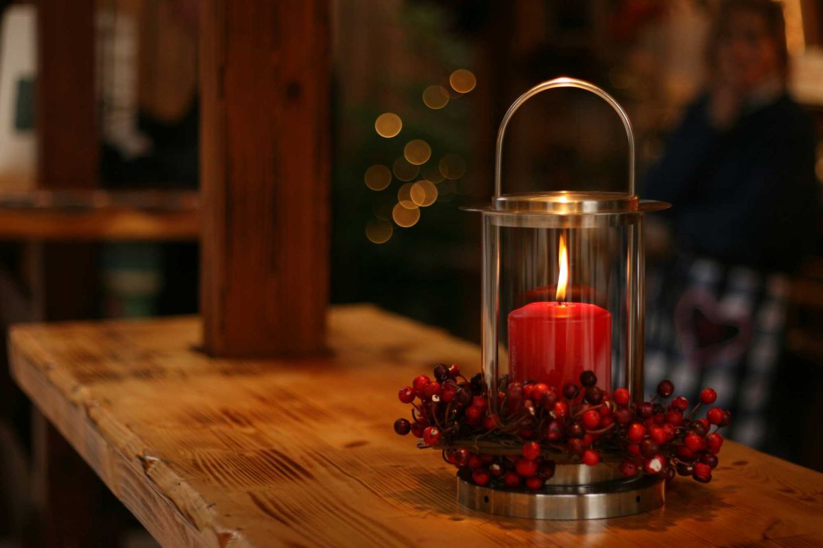 death, dying, hospice, hospice nurse, holidays, christmas, aging, family, seniors, mortality, longevity