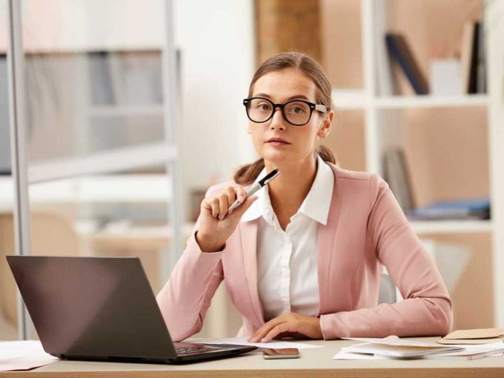 Human Resources, HR, company, layoffs, Reddit, economy, job security, career advice