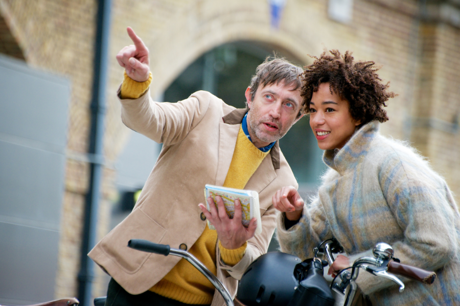 talking to strangers, positive connection, loving-kindness, kindness of strangers, well-being