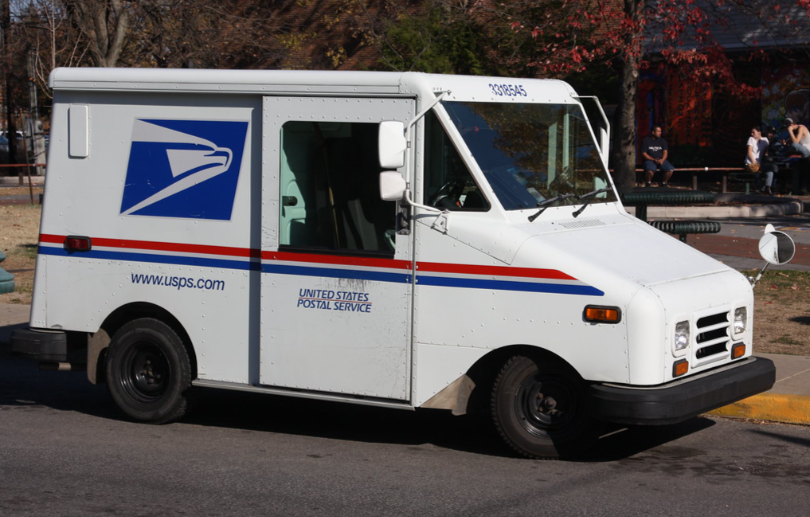 Mailman is annoyed he has to issue a another end-of-the-year warning to women on his route