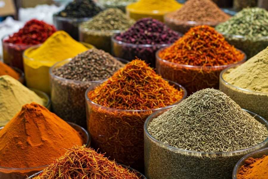 herbs, spices, bulk foods, buying in bulk, saving money