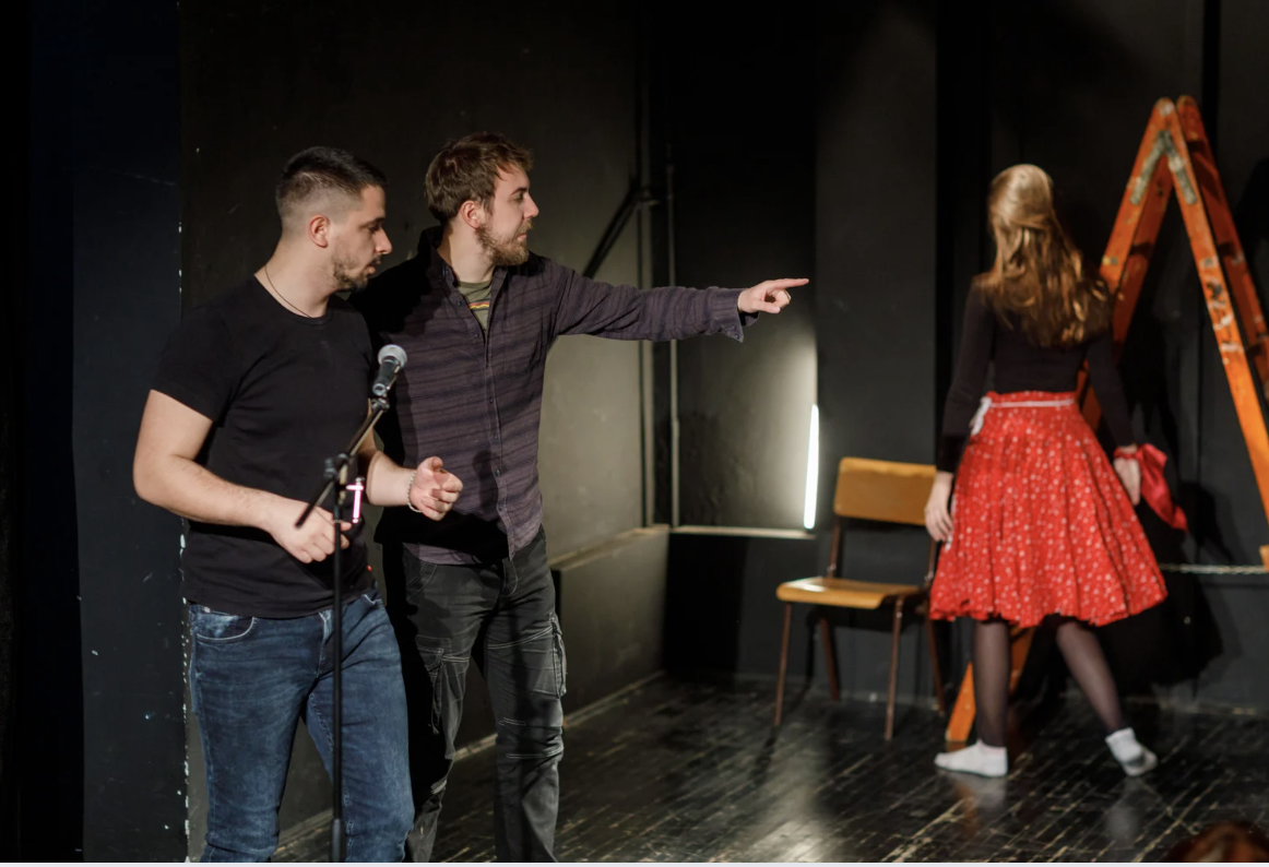 hobbies, unique hobbies, irl hobbies, meeting new people, boxing club, meet ups near me, clubs near me, making friends, ask reddit