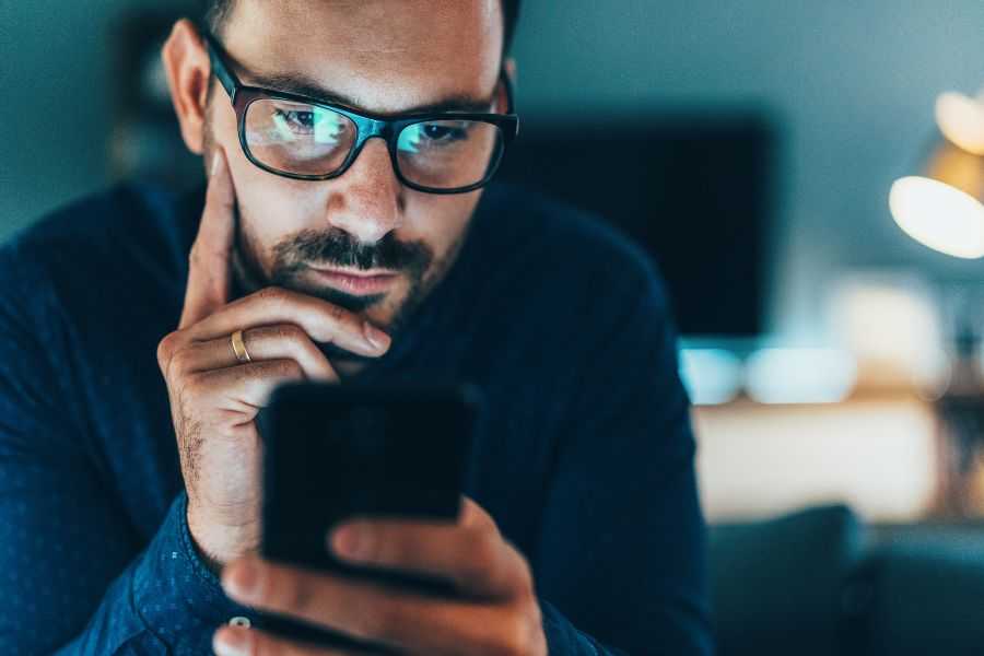 employee; employment law; work friends; work bestie; coworker boundaries; work boundaries; work life balance